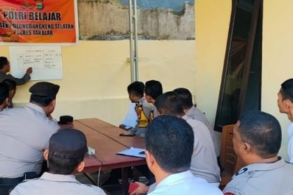 Polsek Polsel jajaran Polres Takalar Polda Sulawesi Selatan menggelar program “Polri Belajar” di Taman Mediasi Polsek Polsel yang dipimpin langsung Wakapolsek Ipda Muhammad Faisal Akbar, Selasa (29/08/2023).