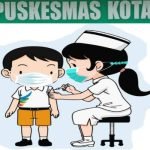 Ilustrasi kegiatan imunisasi di Puskesmas Kota.