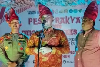 Kelurahan Paropo menggelar Pesta Rakyat dalam rangka HUT Ke-78 Tahun Republik Indonesia serta di rangkaikan dengan deklarasi bebas ODF (Open Defecation Free), Rabu (30/8/2023).