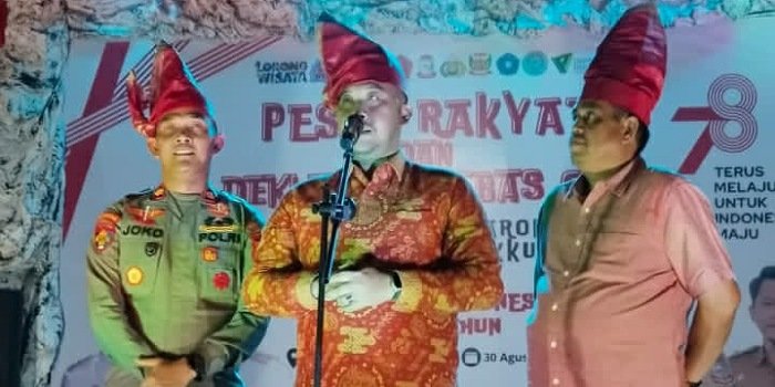 Kelurahan Paropo menggelar Pesta Rakyat dalam rangka HUT Ke-78 Tahun Republik Indonesia serta di rangkaikan dengan deklarasi bebas ODF (Open Defecation Free), Rabu (30/8/2023).