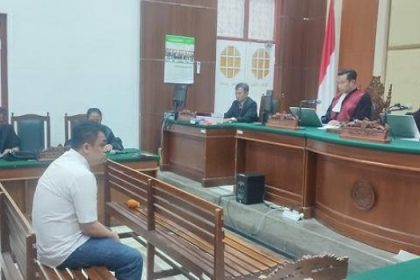 Majelis Hakim membacakan Putusan Pidana terhadap terdakwa korupsi 500 ton beras di Gudang Lampa Bulog Pinrang, (31/8/2023).