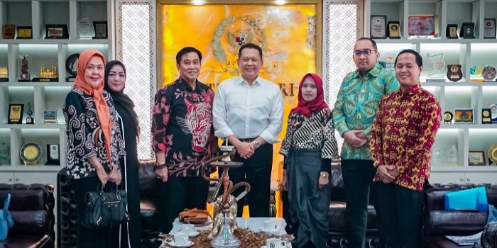 Bamsoet menerima panitia Festival Jamu Gendong Nusantara, di Jakarta, Rabu (6/9/2023).