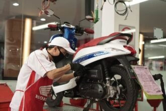 Bengkel sepeda motor Honda.