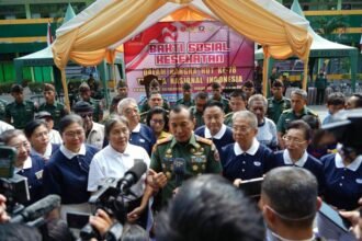 Pangdam XIV/Hasanuddin Mayjen TNI Dr. Totok Imam Santoso, S.I.P., S.Sos., M.Tr (Han)., bersama dengan Yayasan Buddha Tzu Chi Makassar menggelar kegiatan Bakti Sosial (Baksos) Kesehatan di Rumah Sakit Tk. II Pelamonia, Kota Makassar, Sabtu (21/10/2023).