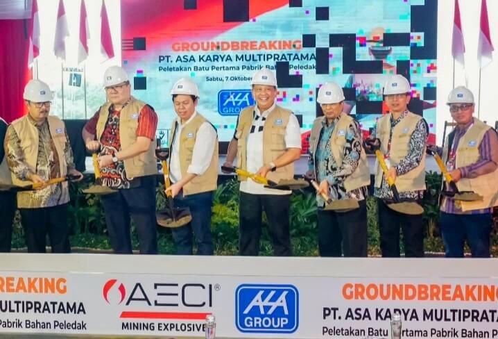 Ground breaking pembangunan pabrik bahan peledak PT Asa Karya Multipratama di Kutai Kartanegara Kalimantan Timur, (7/10/2023).