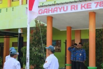 MAN 1 Kota Makassar, yang aktif dan rutin melaksanakan upacara tersebut seperti dilaksanakan pada hari ini, Selasa (17/10/2023).