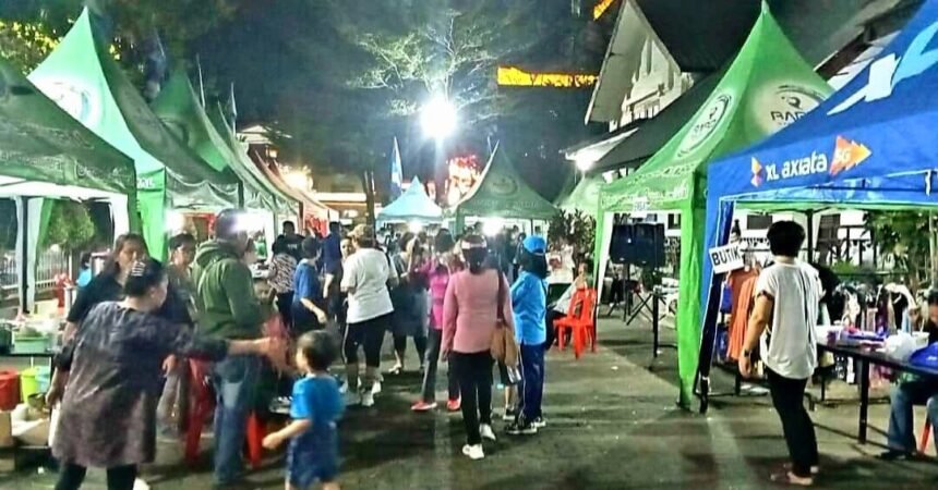 Kegiatan Bazaar UMKM dan Lomba Nyanyi Solo yang merupakan rangkaian peringatan Hari Ulang Tahun (HUT) ke-75 GPIB (Gereja Protestan di Indonesia bagian Barat) dan ke-78 Gedung Gereja Immanuel Makassar, berlangsung meriah dengan dihadiri ratusan jemaatnya, Kamis (9/11/2023).