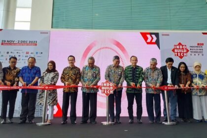 Pembukaan pameran IndoBuildTech Expo B2B 2023 di JIExpo Kemayoran, Jakarta Rabu (29/11/2023).