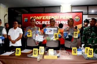 Kapolda Sulut Irjen. Pol. Setyo Budiyanto dalam konferensi pers terkait kasus bentrok di Bitung, Minggu (26/11/2023).