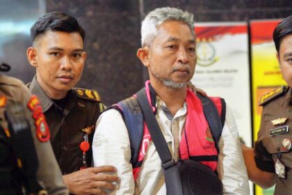 Korupsi di PT. Surveyor Indonesia, Kejati Sulsel menahan tersangka TY, Rabu (1/11/2023).