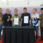 Memorandum of Understanding antara dua pimpinan PERATIN dan APTIKNAS pada Jumat, (17/11/2023) pada akhir kegiatan Rakerda APTIKNAS DKI Jakarta di Mangga Dua Square, Jakarta.