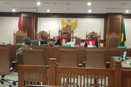 Sidang terdakwa Rudy Dermawan Muliadi di Pengadilan Negeri Jakarta Pusat dengan perkara No. 731/Pid.Sus/2023/ PN Jkt.Pst, sudah dimulai pekan lalu dan akan dilanjutkan Rabu (22/11/2023).