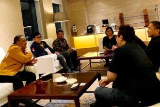 Kepala BP2MI Benny Ramdhani mengutarakan keresahannya kepada media atas nasib pekerja migran Indonesia yang dipecat dan diusir majikan di luar negeri, namun pemerintah mengalami kendala untuk menolong secara darurat.
