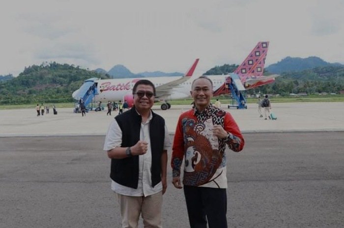 Bandara Tampa Padang Sulawesi Barat. (HO/mediapesan.com)