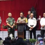 Jenderal Sigit mengajak seluruh umat kristiani untuk tetap menjaga persatuan dan kesatuan di tengah Natal yang bersamaan dengan situasi tahapan Pemilu 2024.