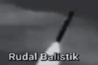 Ilustrasi rudal balistik. (Ist.)