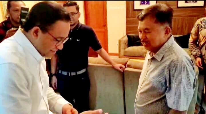 Anies menginap di kediaman pribadi Jusuf Kalla di Kota Makassar, (16/1/2024).