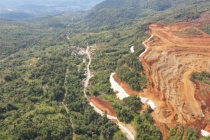 Menjadi sorotan tajam Aliansi Sulawesi terhadap dampak hilirisasi tambang di Sulawesi.