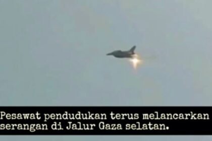 Pesawat militer menyerang wilayah Gaza Selatan. (@nsahamid/Ist.)