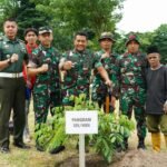 Reboisasi Massal yang diselenggarakan bersama Pangkostrad dalam rangka memperingati HUT Kostrad yang ke-63.