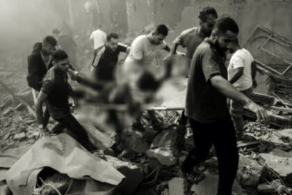 107 terbunuh dalam 24 jam! Laporan Kementerian Kesehatan Palestina: 12 pembantaian keji telah dilakukan oleh pasukan Israel selama 24 jam terakhir, merenggut nyawa 107 warga Palestina dan melukai 165 lainnya. (vpalestinet)
