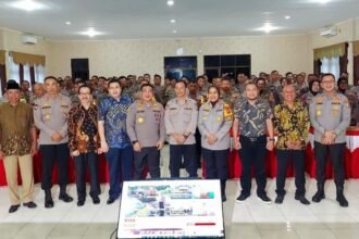 Dalam sebuah acara yang digelar di Ruang Aula Polresta Cirebon, lebih dari 100 anggota Bhabinkamtibmas dari 5 Polres di Jawa Barat, (7/3/2024).