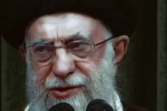 Pemimpin Revolusi Iran, Sayyid Ali Khamenei.
