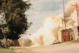 Serangan Zionis Israel terhadap Masjid Al-Rida mengguncang Kota Al-Fukhari. (palestinepost/10/3/2024/ho)