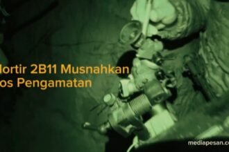 Mortir 2B11 Pasukan Dnepr berhasil menghancurkan pos pengamatan musuh di tepi kanan Sungai menuju arah Kherson, Maret 2024. (MoD Russia/Slavyangrad/HO)