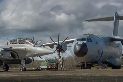 Indonesia dalam menggabungkan kekuatan pesawat tempur Rafale dan pesawat transportasi militer A400M.