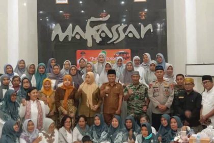 Acara Buka Puasa bersama di Baruga Anging Mammiri Kota Makassar, (2/4/2024).