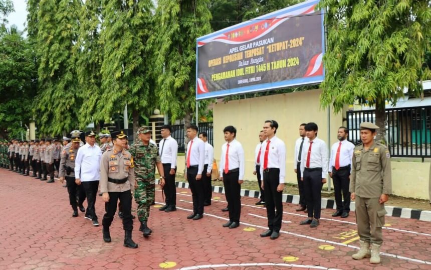 Polres Enrekang menggelar Apel Gelar Pasukan dengan tema Operasi Ketupat-2024 pada Rabu lalu (3/4/2024).