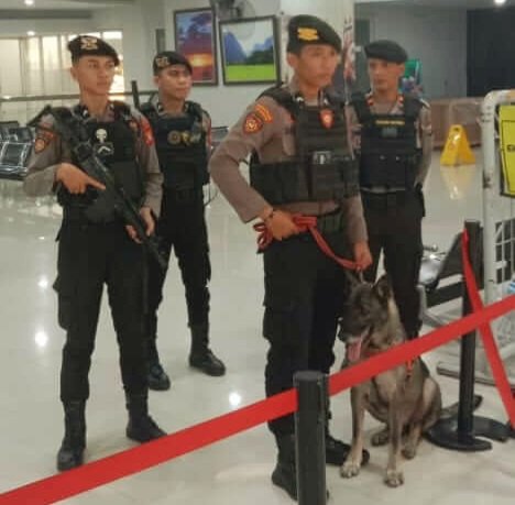 Langkah preventif yang diambil oleh unit Polisi Satwa Dit Samapta Polda Sulsel ini diapresiasi sebagai upaya menjaga keamanan dan ketertiban di Pelabuhan Soekarno Hatta Makassar, (12/4/2024).