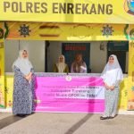 Ikatan Bidan Indonesia (IBI) Kabupaten Enrekang ikut serta pada posko gabungan mudik lebaran 2024 di posko Lantas Polres Enrekang Jalan Sultan Hasanuddin Enrekang, Minggu 14 April 2024.