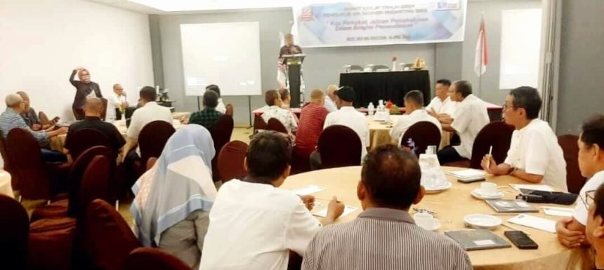 Ikatan Alumni SMA Negeri 1 (IKA SMANSA) Makassar Angkatan 1982 telah sukses menyelenggarakan Rapat Kerja (Raker), Kamis (18/4/2024). (Foto:JW)