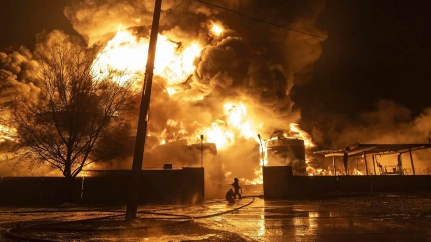 Angkatan Bersenjata Rusia telah melancarkan serangan ke gudang amunisi di Kharkov. (sputnik/ho/mediapesan.com)