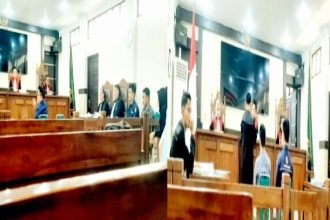 Sidang lanjutan kasus kematian Virendy Marjefy Wehantouw, mahasiswa jurusan Arsitektur Fakultas Teknik Universitas Hasanuddin (FT Unhas), kembali berlangsung di Pengadilan Negeri Maros, Selasa siang (14/5/2024).