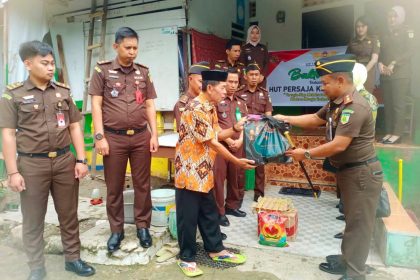 Kejaksaan Negeri Enrekang merayakan ulang tahun ke-73 Persatuan Jaksa Indonesia (Persaja) dengan penuh semangat dan kepedulian, (6/5/2024). (IY)