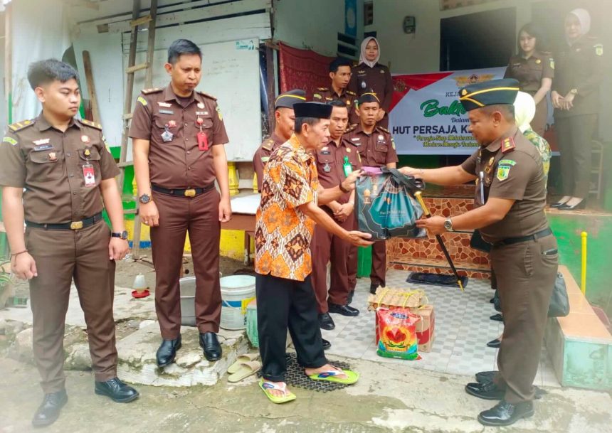 Kejaksaan Negeri Enrekang merayakan ulang tahun ke-73 Persatuan Jaksa Indonesia (Persaja) dengan penuh semangat dan kepedulian, (6/5/2024). (IY)