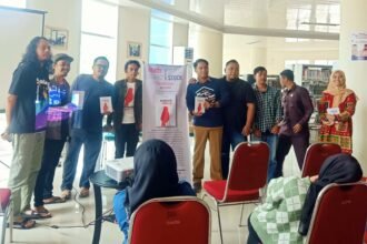 Acara Peluncuran dan Bincang Buku “Khimar Merah” karya Ilham MR pada Senin, 20 Mei 2024, di Ruang Baca Umum.