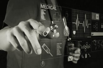 Deteksi dini penyakit berkat kecerdasan buatan di dunia kedokteran.