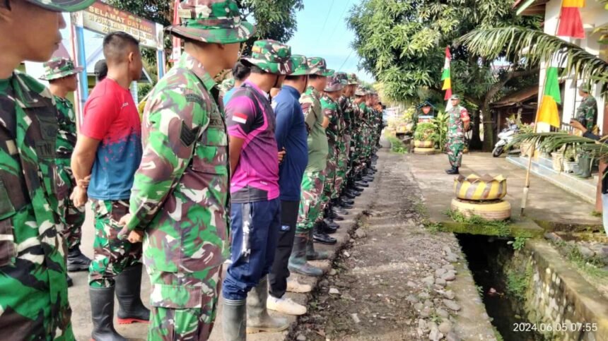 Dandim 1403/Palopo selaku Dansatgas TMMD Ke 120 TA. 2024 Kodim 1403/Palopo Letkol Arm Kabit Bintoro P. S.I.P., menggelar apel pagi, Kamis (6/6/2024).
