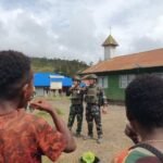 Satgas Buaya Putih edukasi anak Papua cara merawat kebersihan gigi, (6/6/2024).