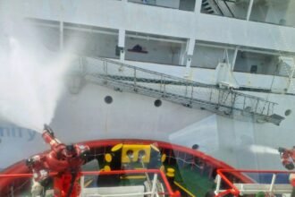 KM Umsini, milik PT Pelni, terbakar di perairan Makassar.