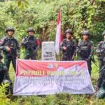 Satuan Tugas Pengamanan Perbatasan RI-PNG Sektor Utara dari Yonif 122/TS Kipur A melaksanakan patroli di patok MM 2 yang terletak di Kampung Muaratami, Distrik Muaratami, Kota Jayapura, Papua pada 15 Juni 2024.