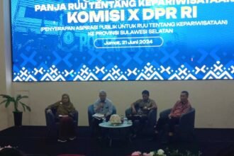 Kunjungan kerja Komisi X DPR-RI ke Poltekpar Makassar dalam penyerapan aspirasi RUU Kepariwisataan, Jumat (21/6/2024). (mediapesan.com)