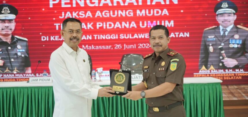 Kunjungan Kerja JAM Pidum ke Kejaksaan Tinggi Sulawesi Selatan, Rabu (26/6/2024).  (sp/ho)