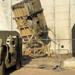 Sistem pertahanan udara Israel yang terkenal, Iron Dome, dilaporkan mengalami kerusakan akibat serangan rudal yang diluncurkan oleh kelompok militan Hizbullah, (7/6/2024). (palestinepost/ho/mediapesan.com)