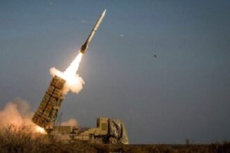 Hizbullah untuk pertama kalinya menembakkan rudal permukaan ke udara Sayyad 2 ke jet tempur Israel dan membahayakan seluruh armada F-16 Israel, Juni 2024. Rudal ini didasarkan pada American Standard Missile (SM-1). (mayadeen/ho/mediapesan.com)