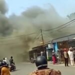 Kebakaran hebat telah melanda kawasan Jalan Mustafa Daeng Bunga, Paopao, Gowa siang tadi, (16/6/2024). 